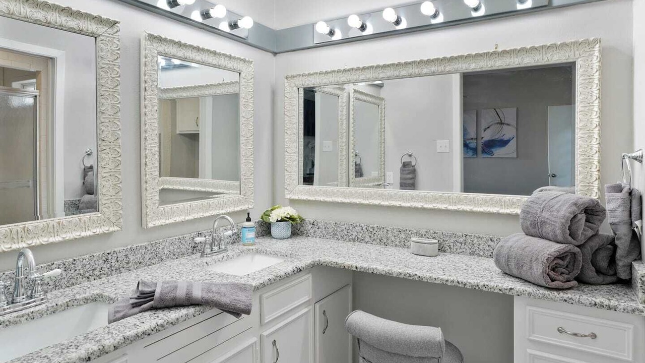 Photo of Bathroom in South Side
