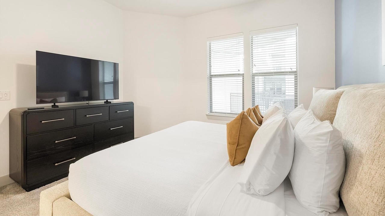 Photo of Bedroom in Far North Dallas