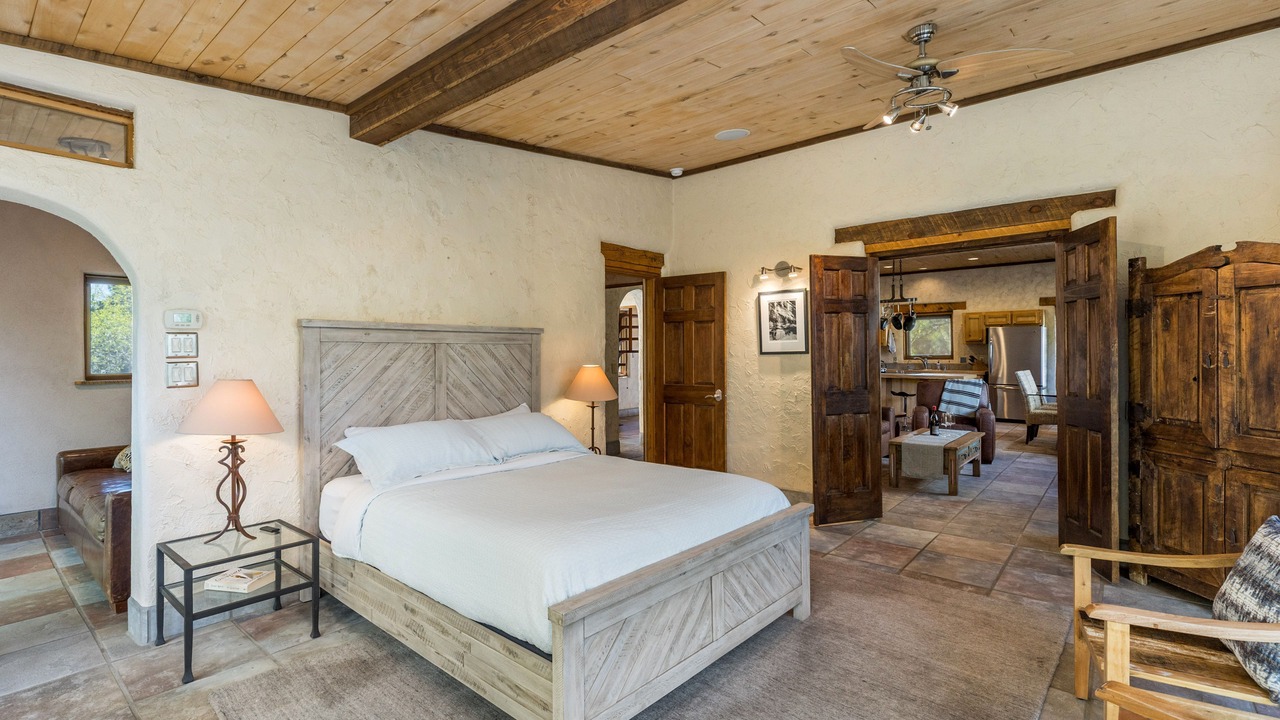Photo of Bedroom in Arroyo Seco