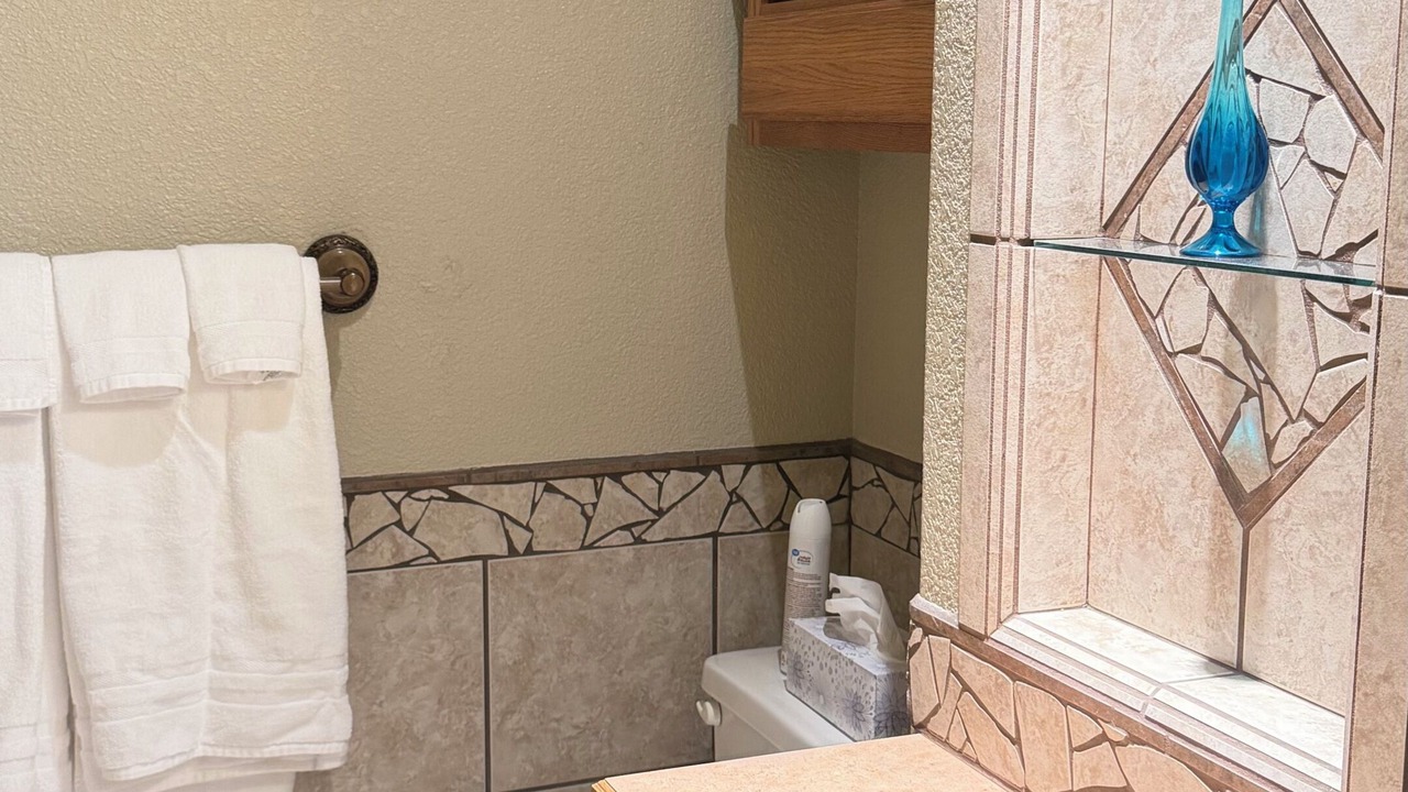 Photo of Bathroom in Alamogordo