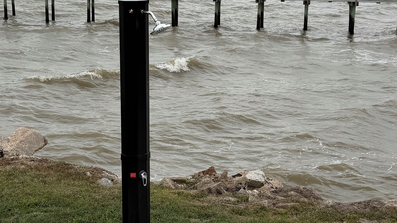 Photo of Others in Dickinson