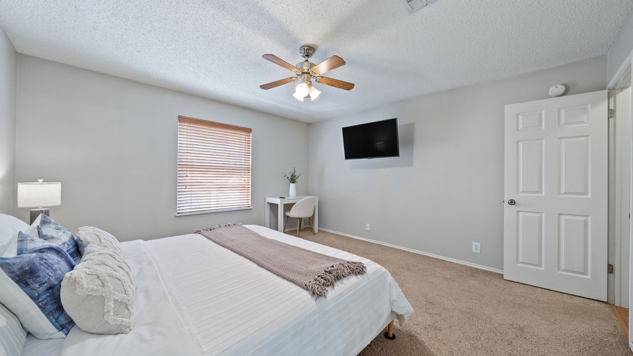 Photo of Bedroom in Cat Hollow