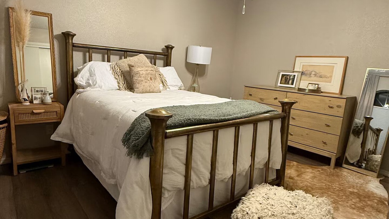 Photo of Bedroom in Northeast Heights