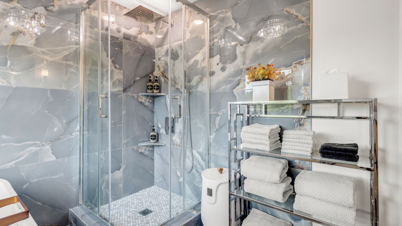 Photo of Bathroom in Mineola