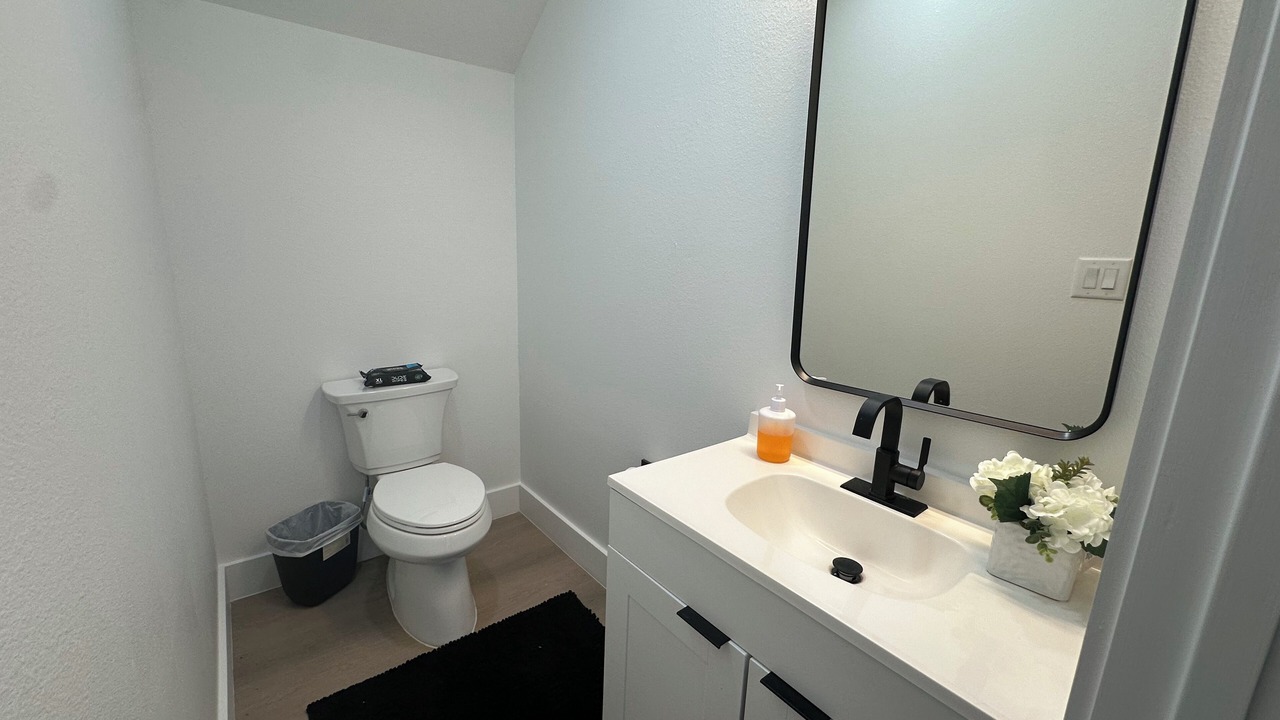 Photo of Bathroom in Foster Place