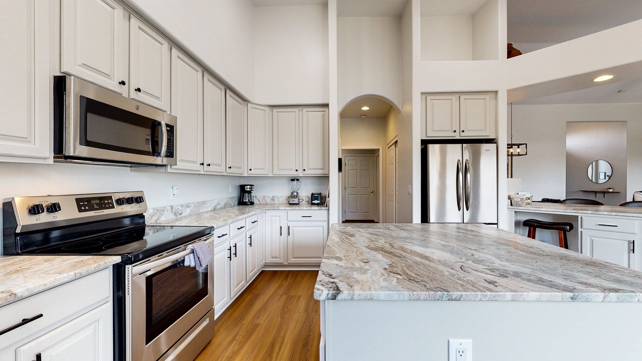 Photo of Kitchen in Catalina Shadows Estates