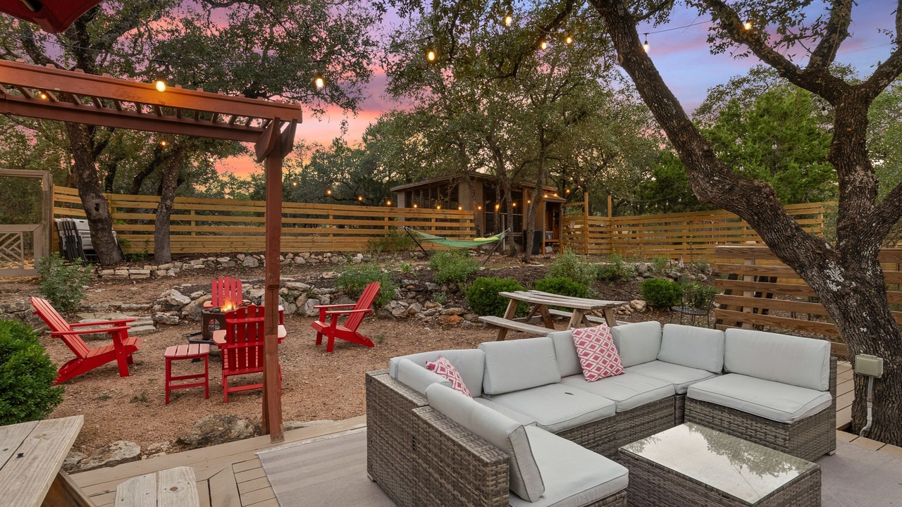 Photo of Livingroom in Spicewood