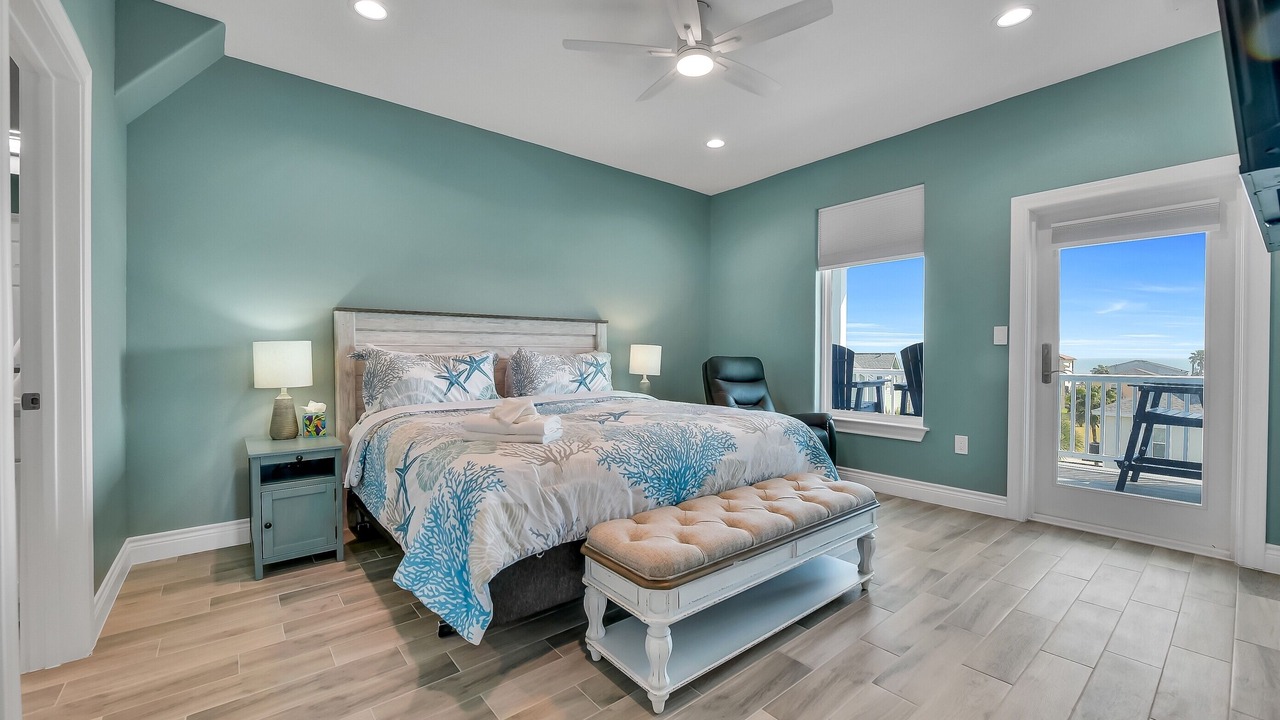 Photo of Bedroom in Galveston