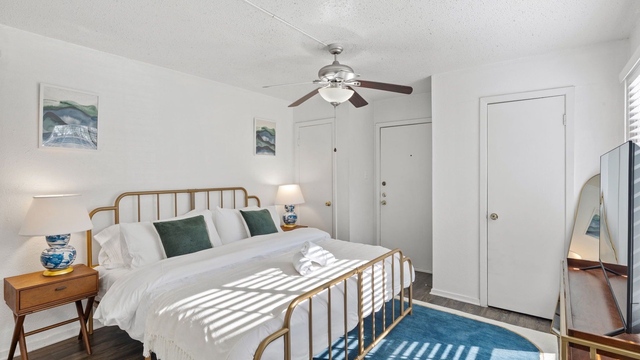 Photo of Bedroom in West Campus