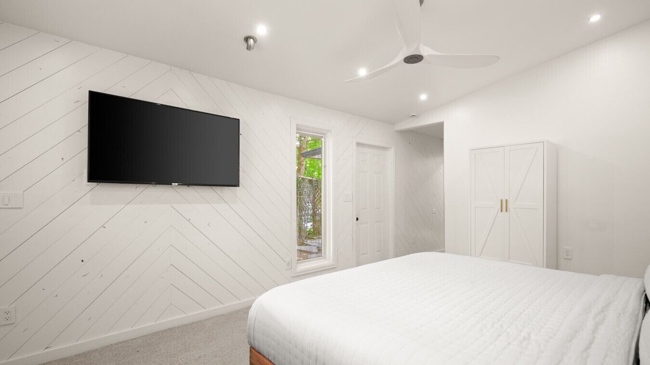 Photo of Bedroom in Manana West