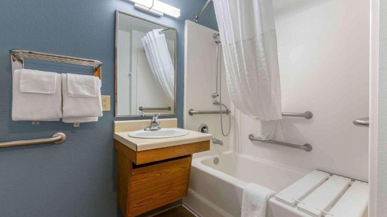 Photo of Bathroom in El Dorado West
