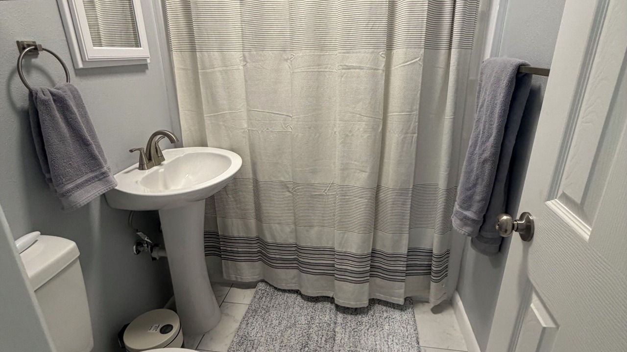 Photo of Bathroom in Alamogordo