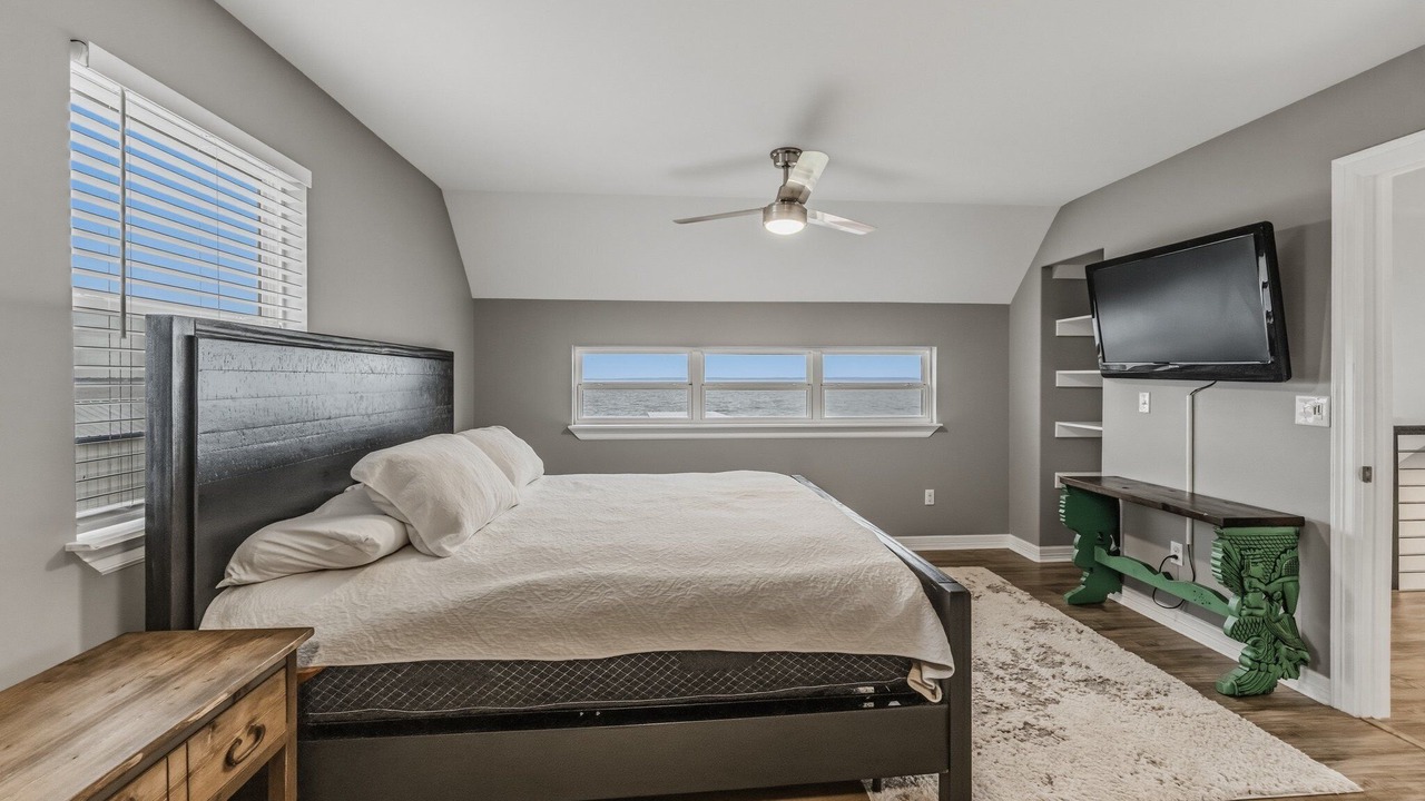 Photo of Bedroom in Onalaska