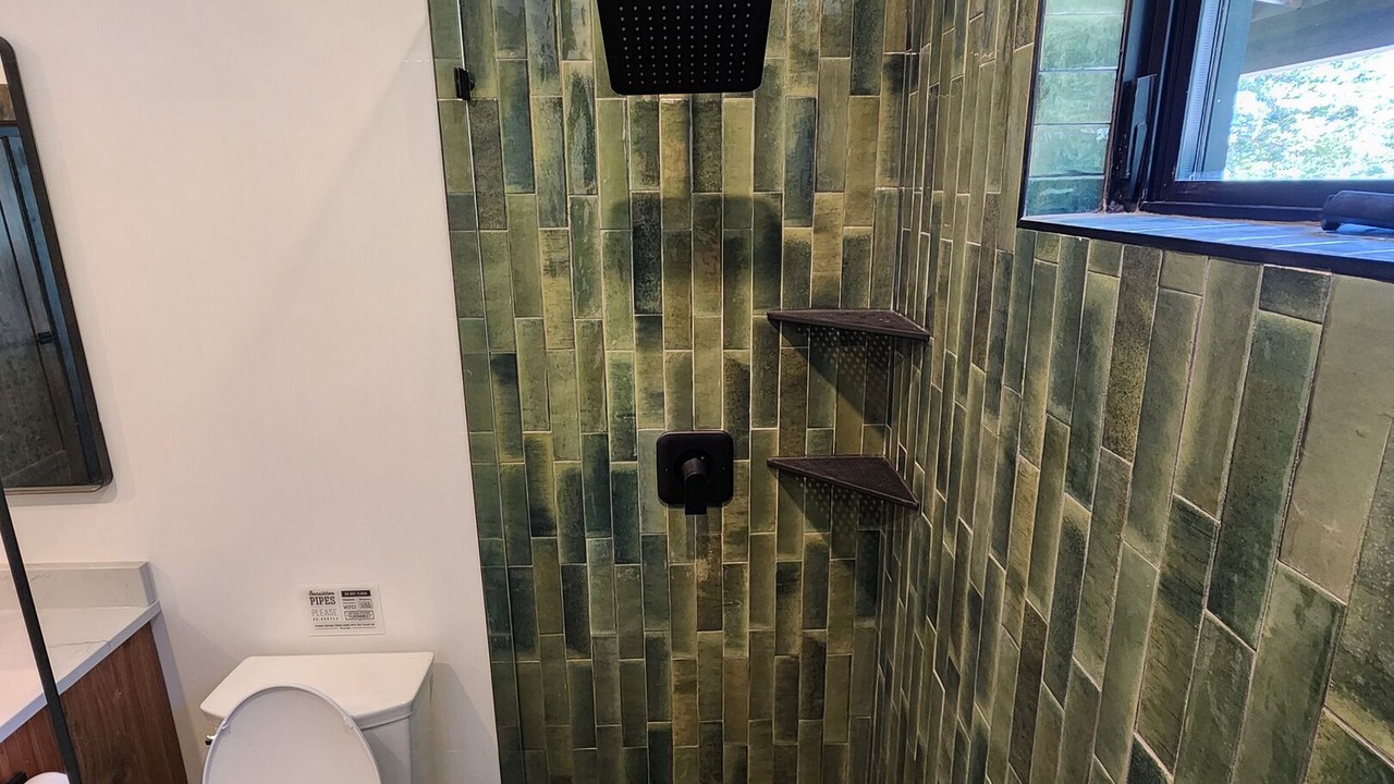 Photo of Bathroom in Silverton