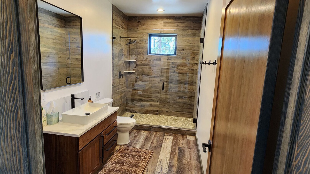 Photo of Bathroom in Silverton
