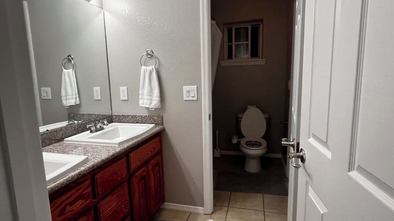 Photo of Bathroom in Gallup