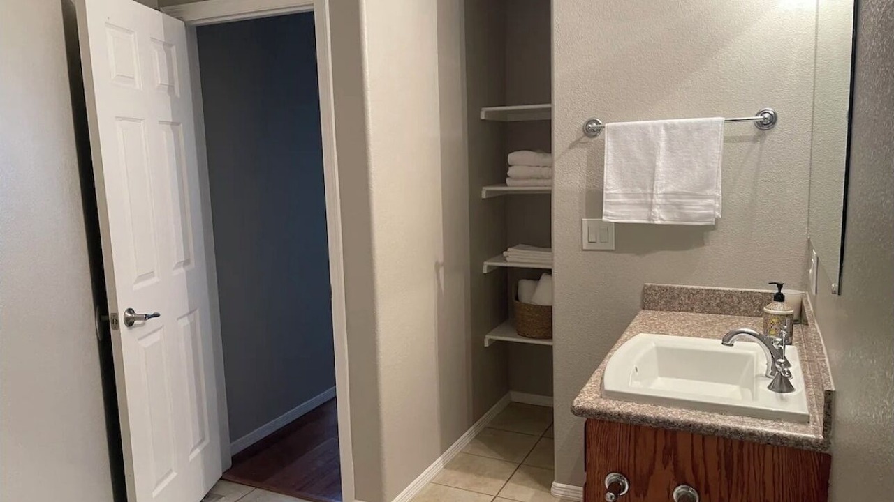 Photo of Bathroom in Gallup