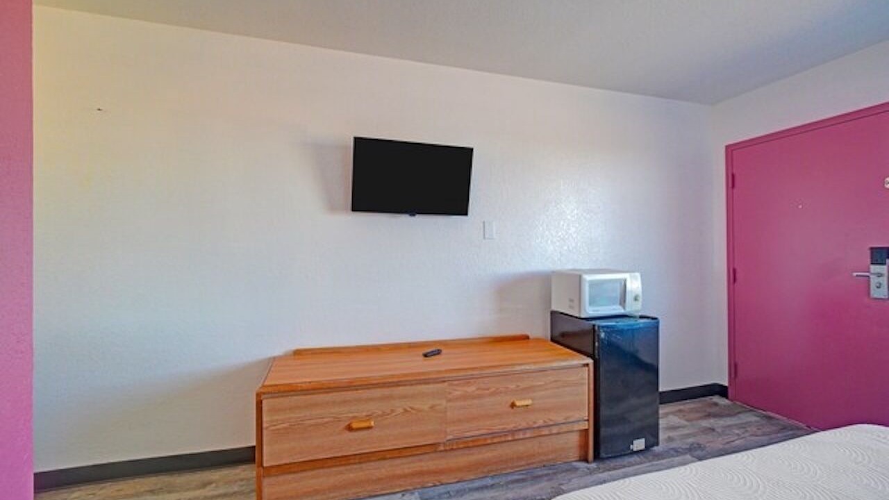 Photo of Bedroom in Lordsburg