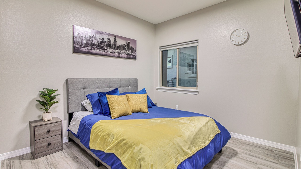 Photo of Bedroom in Biggs Field