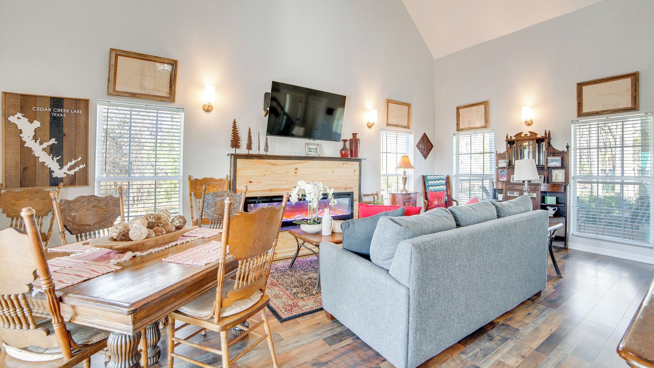 Photo of Livingroom in Tool