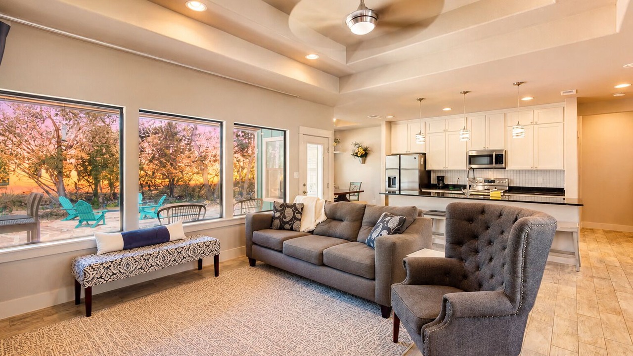 Photo of Livingroom in Spring Branch