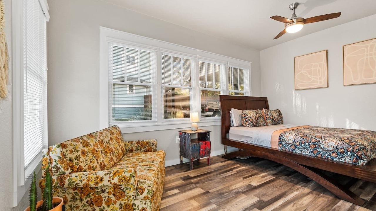 Photo of Bedroom in Fairmount