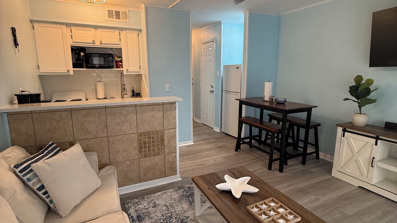 Photo of Livingroom in North Beach