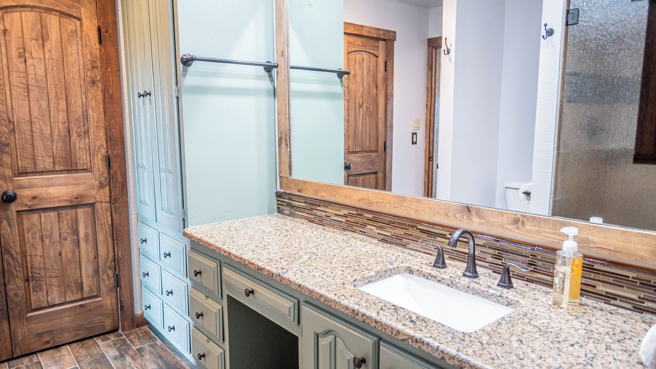 Photo of Bathroom in Alto