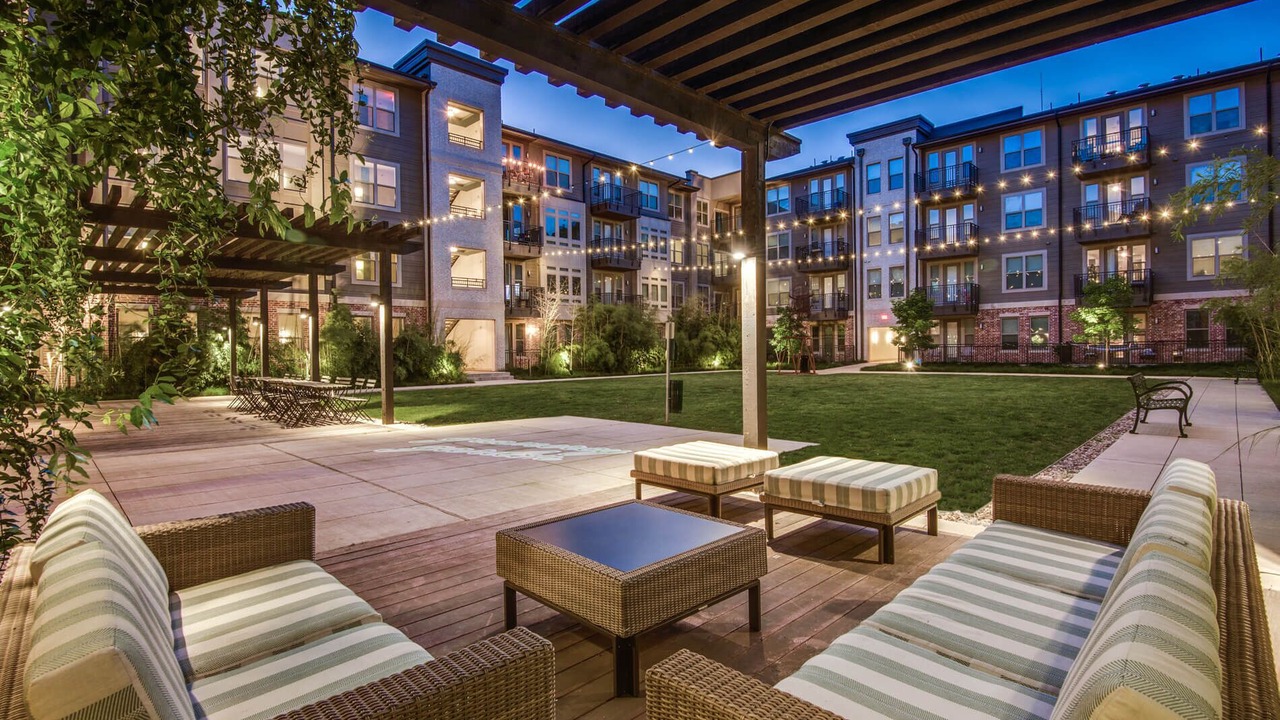 Photo of Patio Balcony in Farmers Branch