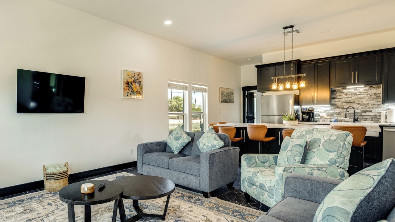 Photo of Livingroom in Somerville