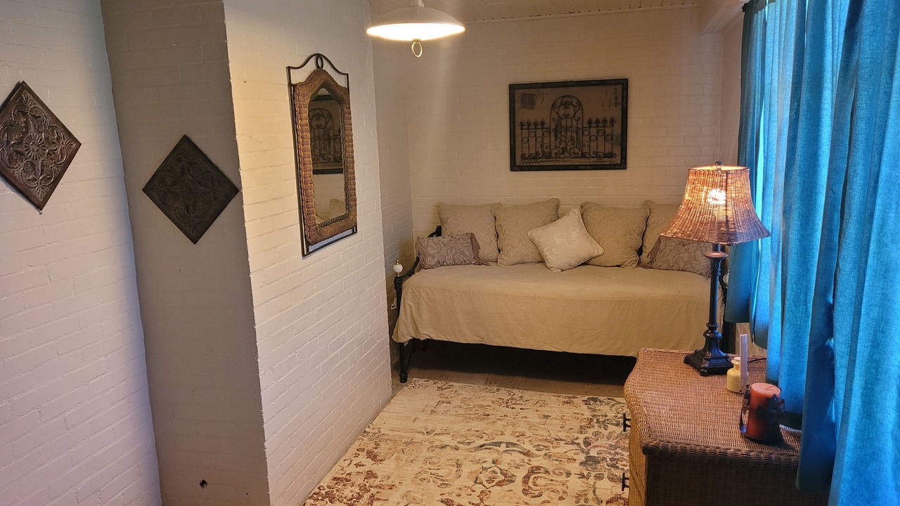 Photo of Livingroom in Glen Rose