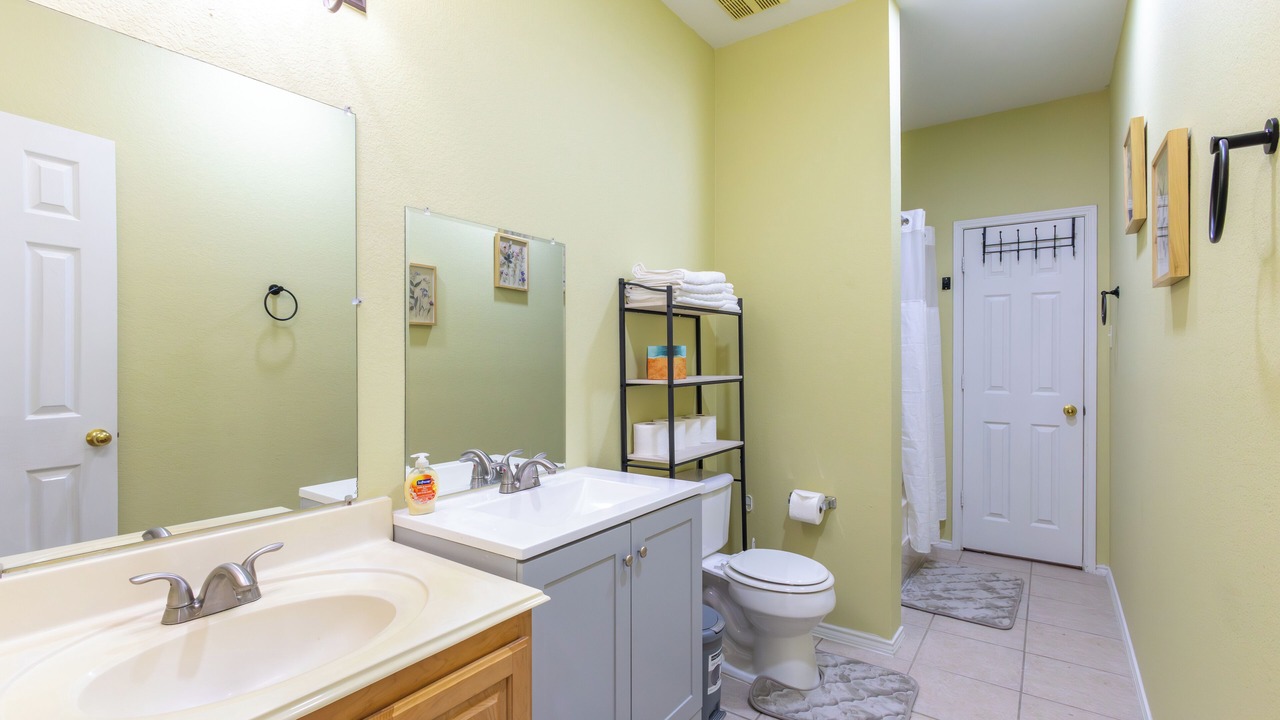 Photo of Bathroom in Garland