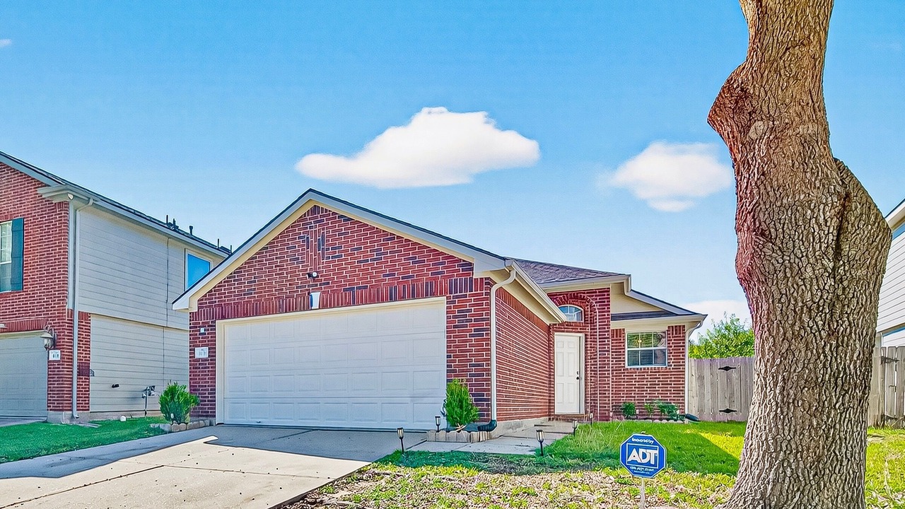 Photo of Outdoor in Clodine