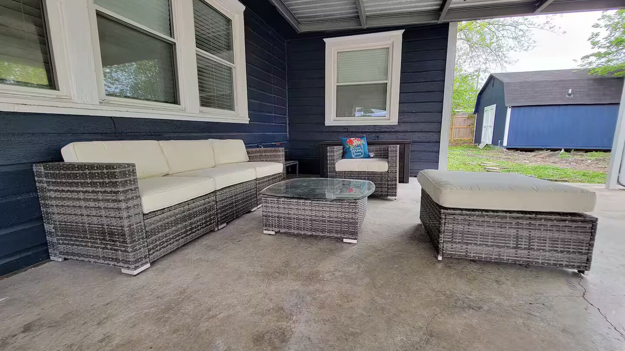 Photo of Patio Balcony in Foster Place