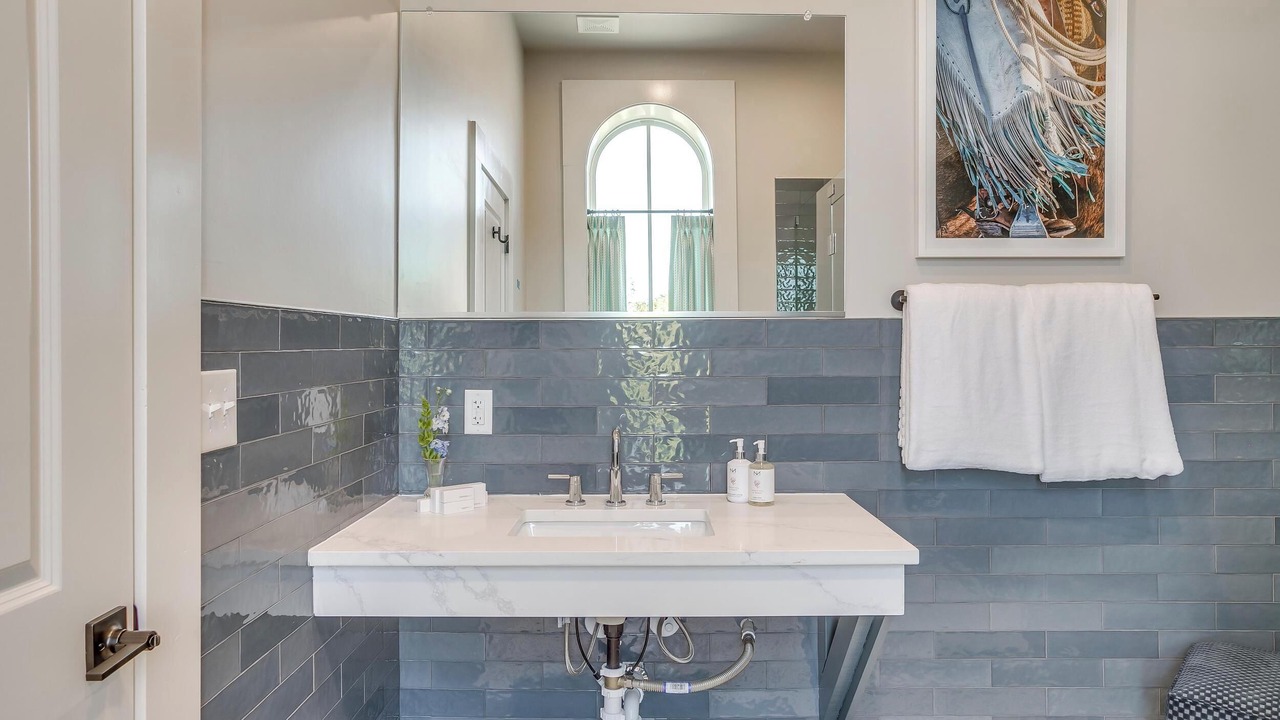 Photo of Bathroom in Granbury