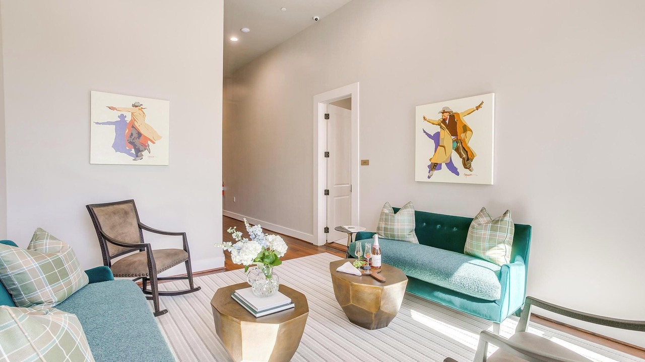 Photo of Livingroom in Granbury