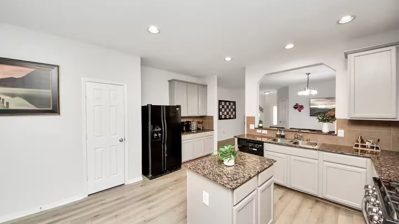 Photo of Kitchen in Klein