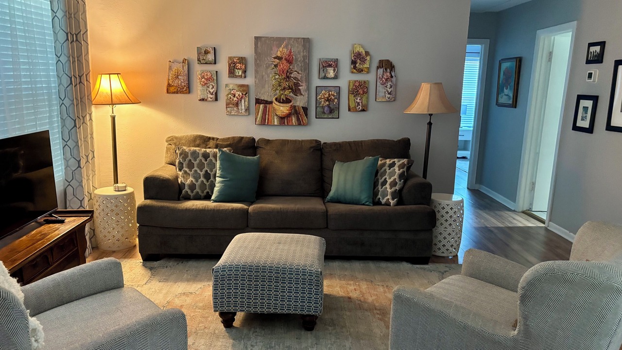 Photo of Livingroom in College Station