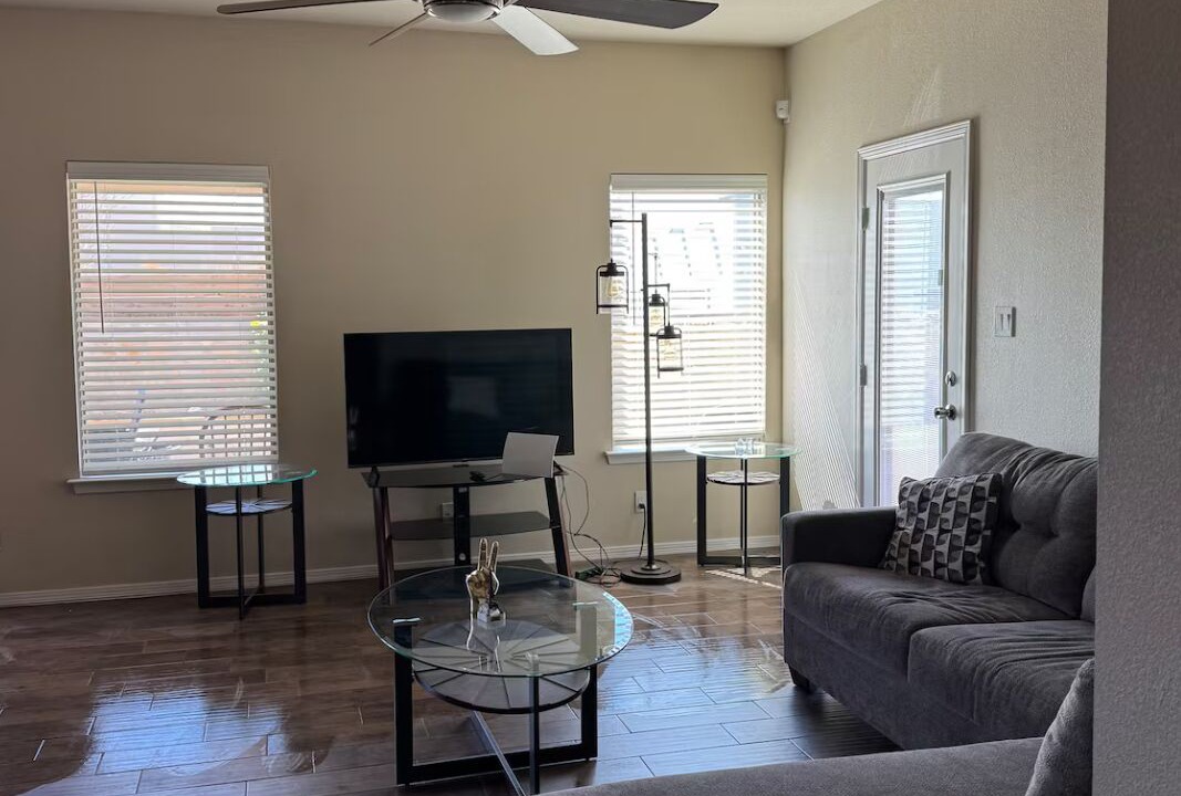 Photo of Livingroom in Biggs Field