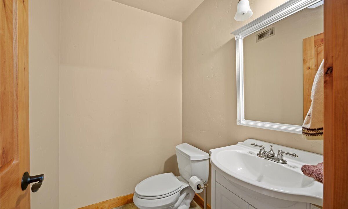 Photo of Bathroom in Pleasant Valley