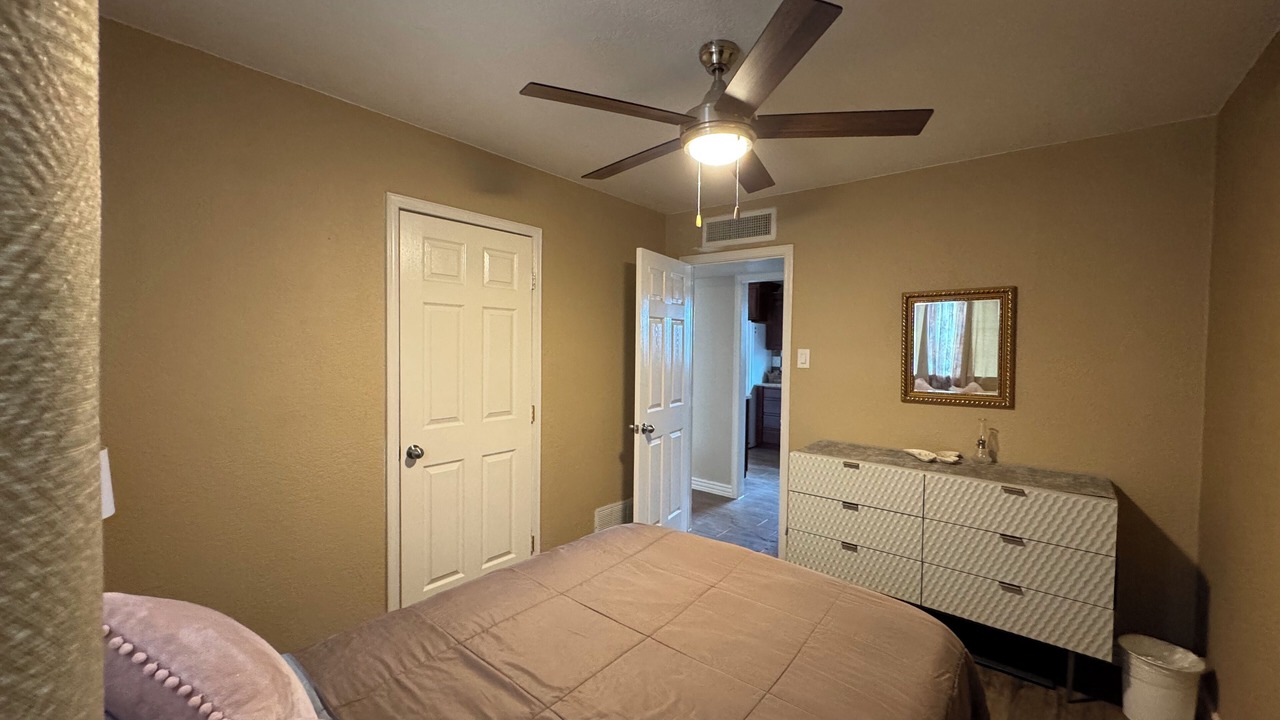 Photo of Bedroom in Northeast El Paso