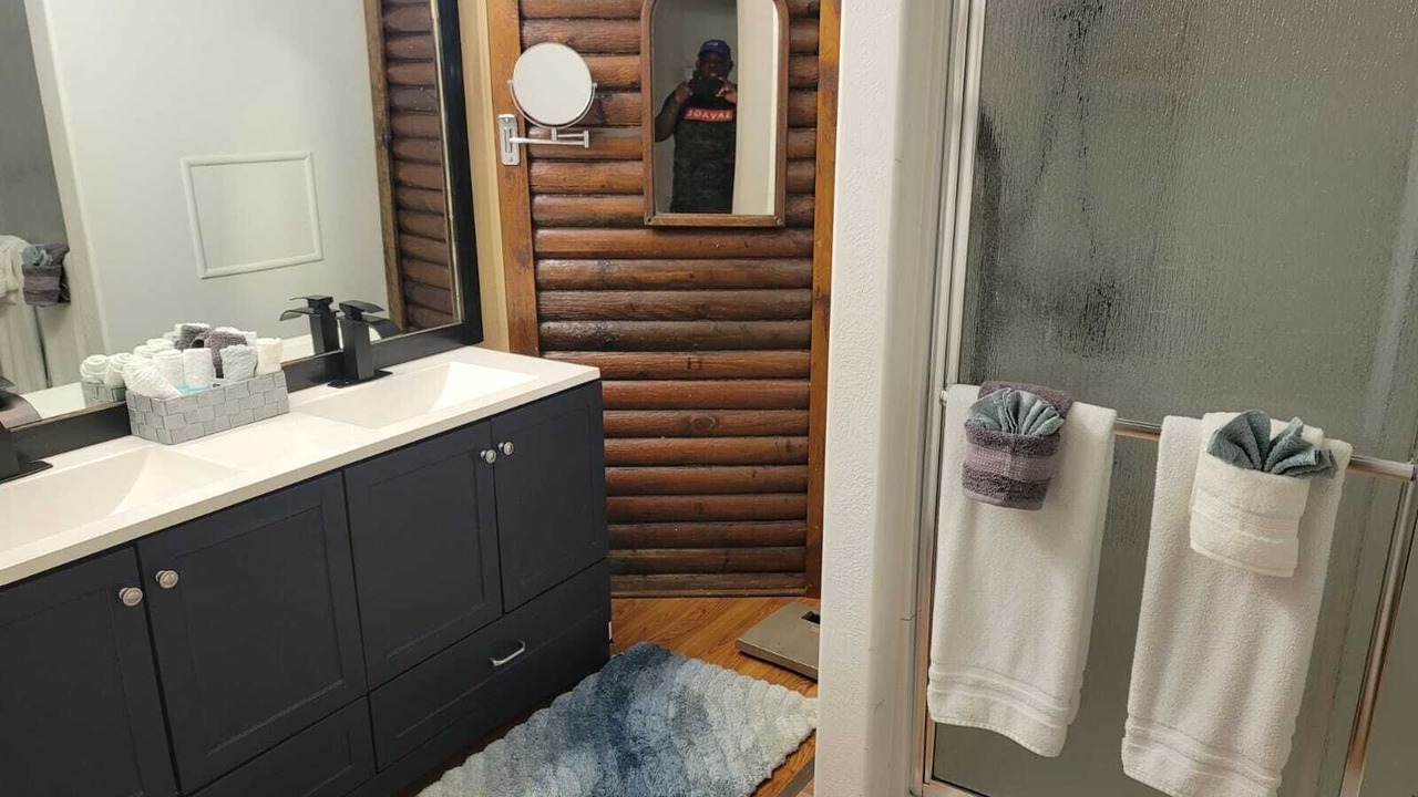 Photo of Bathroom in Trinity