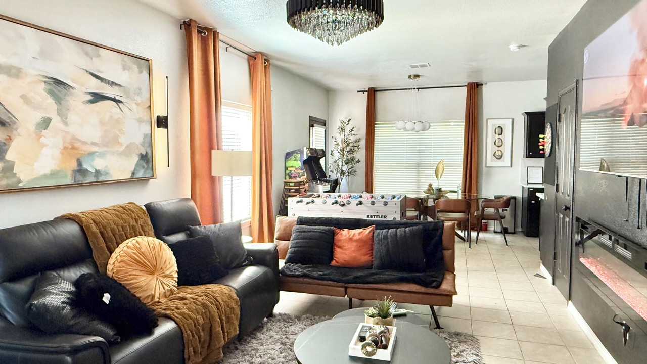 Photo of Livingroom in South Arlington