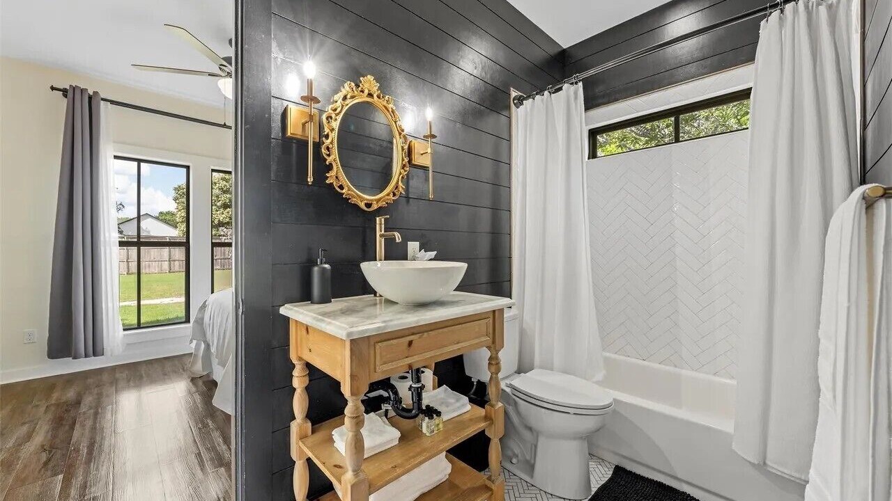 Photo of Bathroom in Brazos