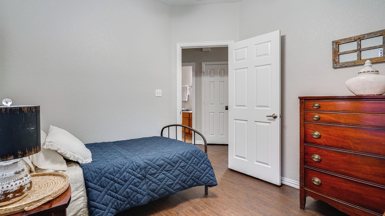 Photo of Bedroom in Weatherford