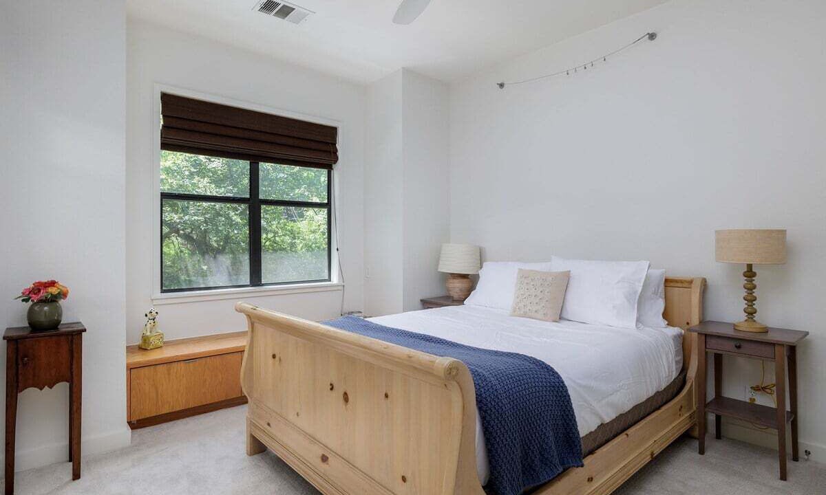 Photo of Bedroom in Barton Hills