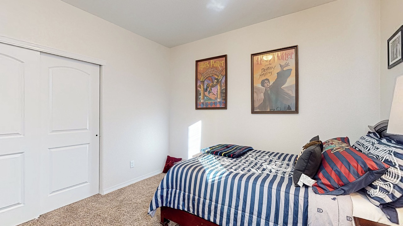 Photo of Bedroom in Biggs Field