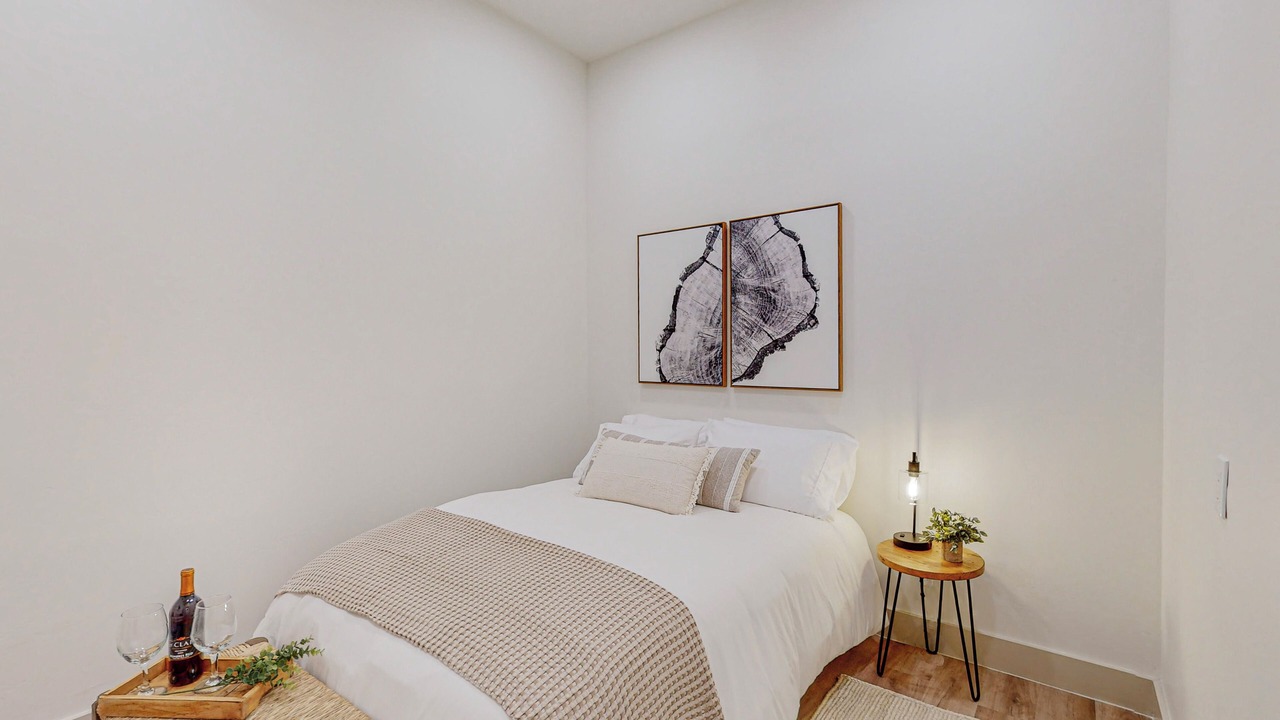 Photo of Bedroom in Nob Hill