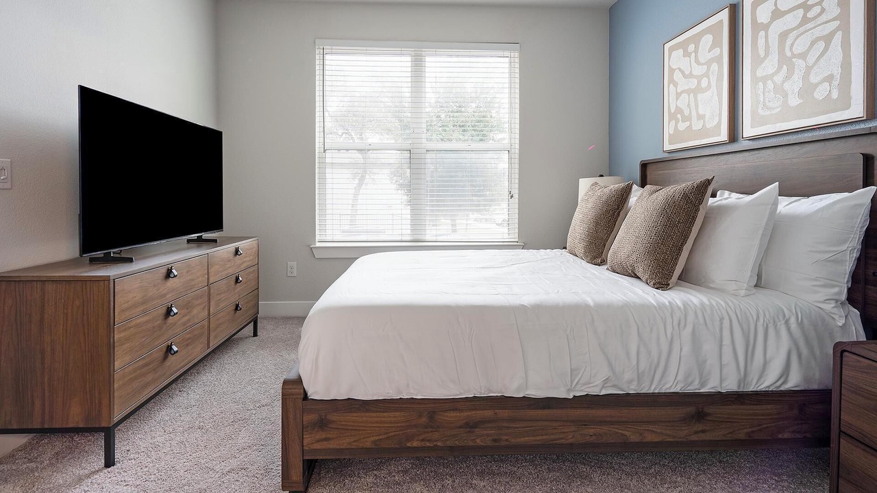 Photo of Bedroom in Far North Central