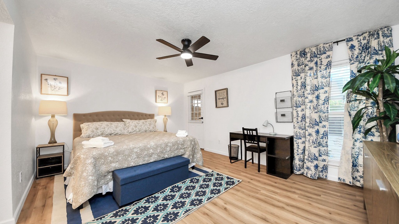 Photo of Bedroom in Barker